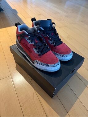 Jordan spizike low